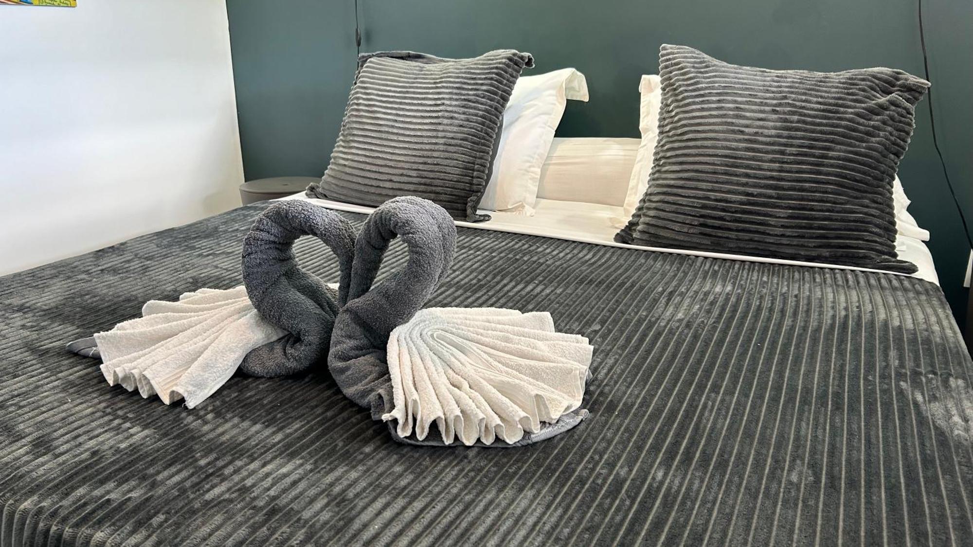 La Villa Jalna Grenadine Deux Chambres Et Piscine Privee 莱特鲁瓦西莱 外观 照片
