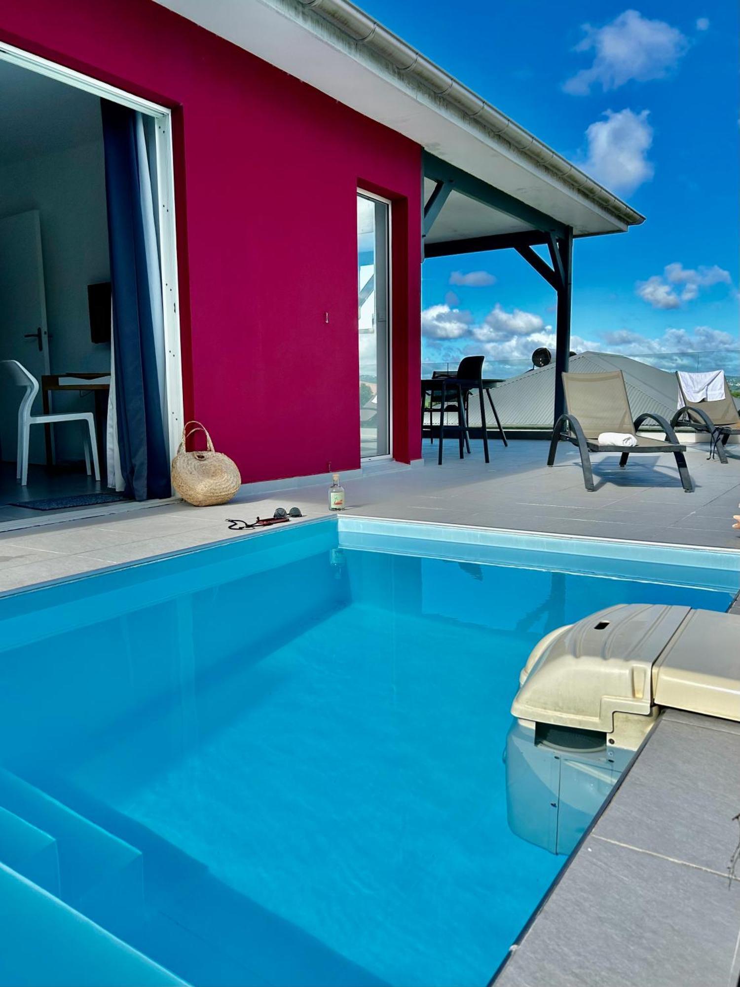 La Villa Jalna Grenadine Deux Chambres Et Piscine Privee 莱特鲁瓦西莱 外观 照片