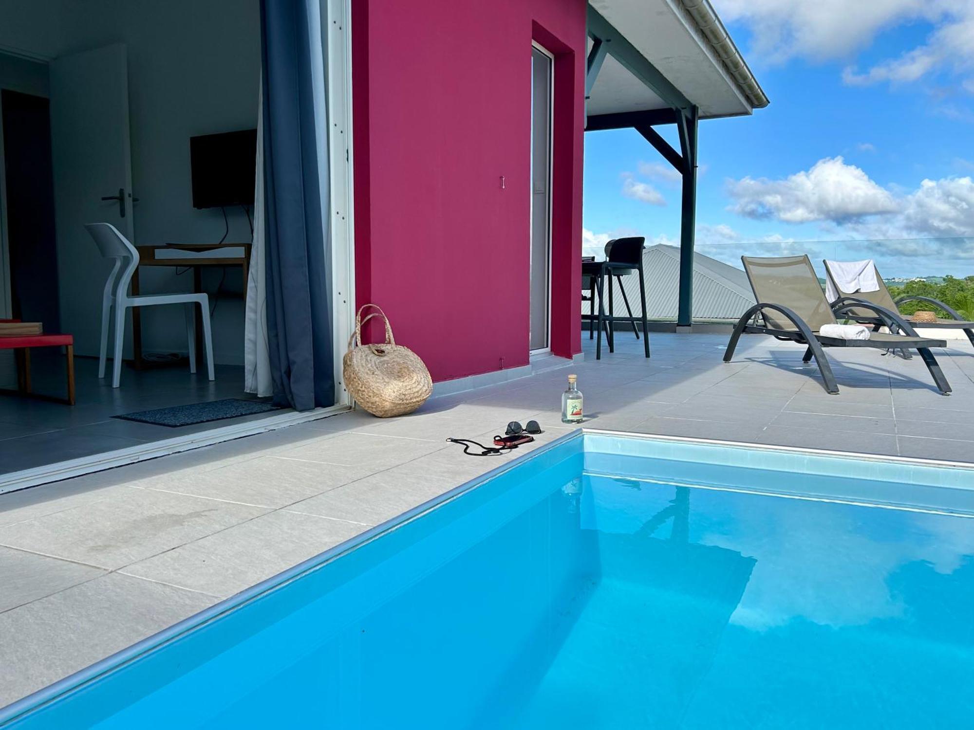 La Villa Jalna Grenadine Deux Chambres Et Piscine Privee 莱特鲁瓦西莱 外观 照片